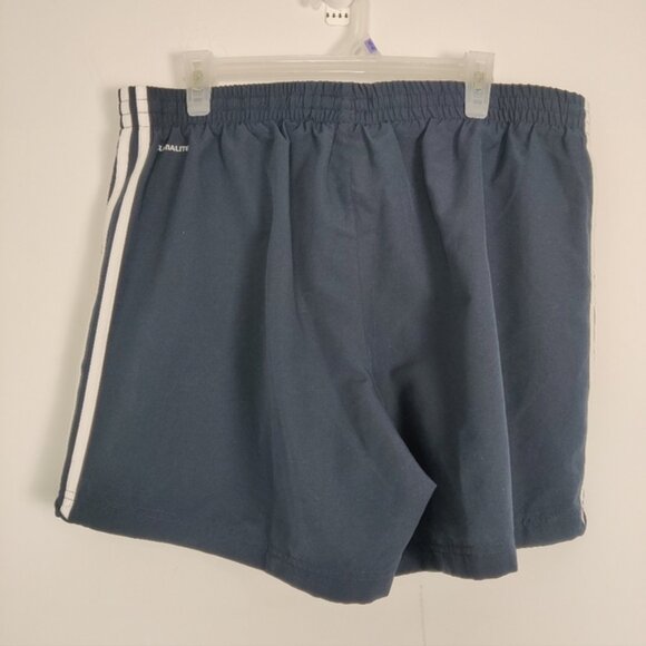 Adidas Essentials Men's Basketball Shorts in Dark Blue Size 2XL Athletic Sporty - Picture 2 of 9